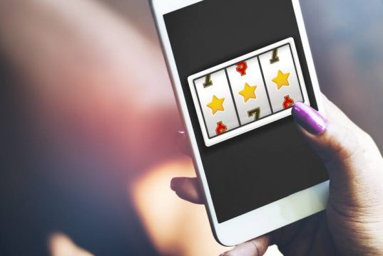 Spil sudoku på mobilen og hav altid sjov underholdning lige ved hånden